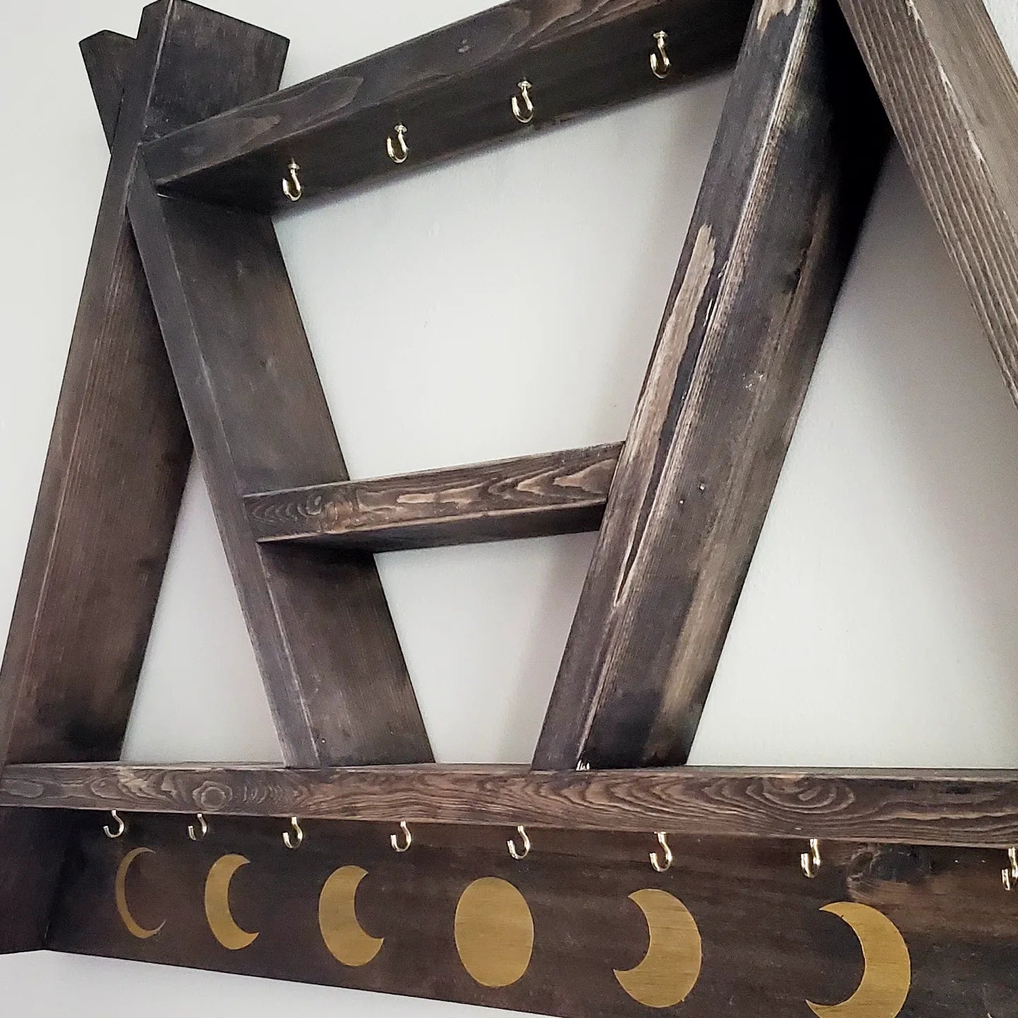 Jewellry shelf